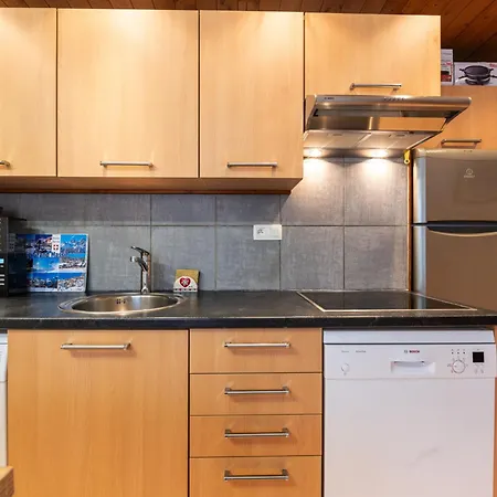 شقة Praz Des Esserts By Interhome *